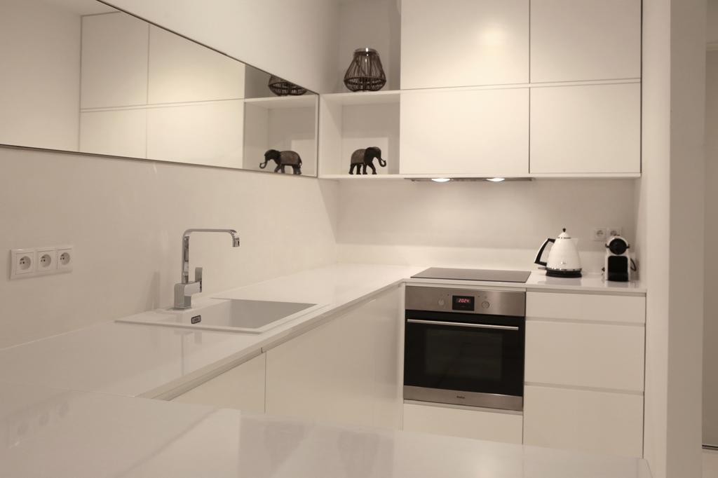 Super-Apartamenty Prestige Poznań Buitenkant foto